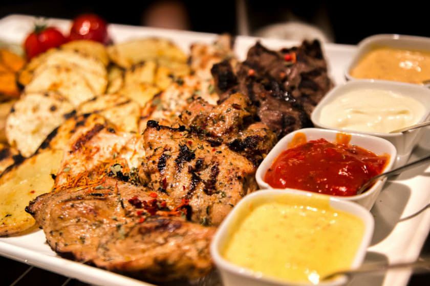 بهترین رستوران های ایروان برای خوردن غذاهای محلی ارمنستان