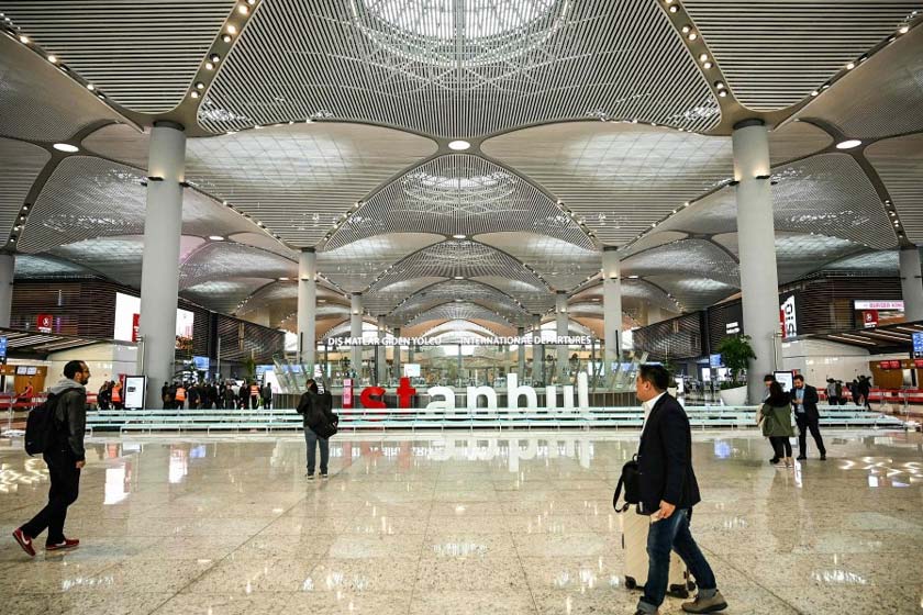 وضعیت نامشخص مسافران ایرانی در فرودگاه استانبول | مسافران زمینی برمی‌گردند