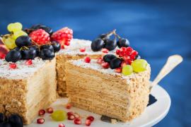 ۱۱ کیک خوشمزه روسی که حتما باید امتحان کنید