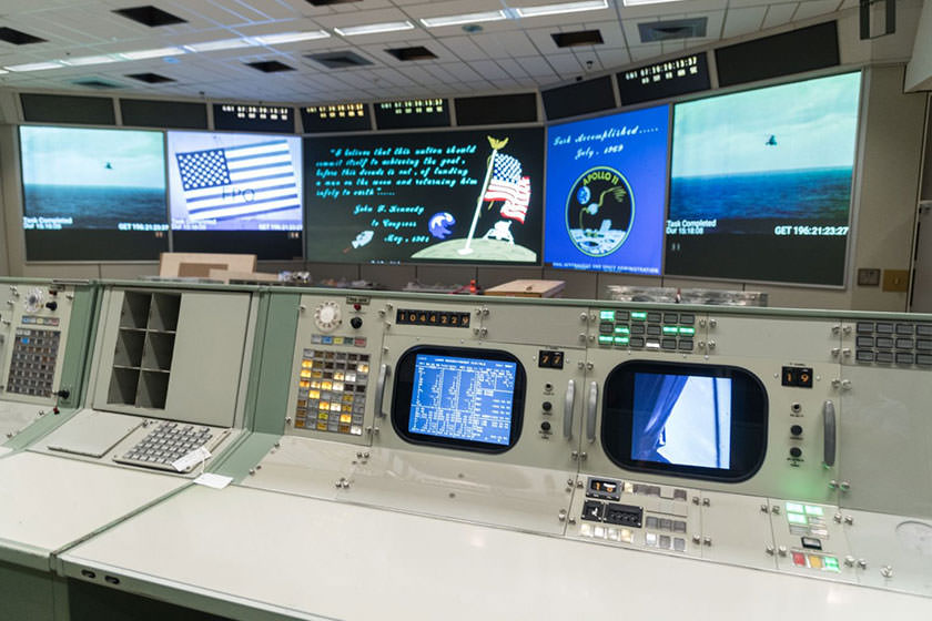 بازگشایی مرکز کنترل مأموریت هیوستون به مناسبت ۵۰ سالگی فرود روی ماه