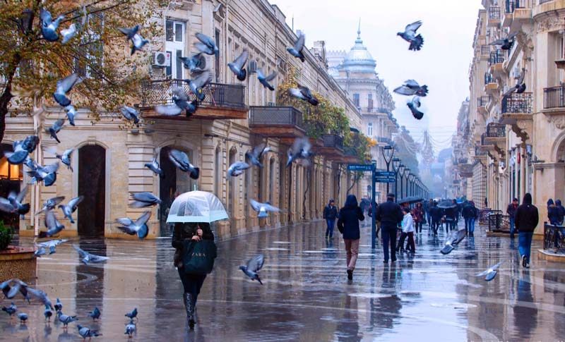 خیابان نظامی باکو