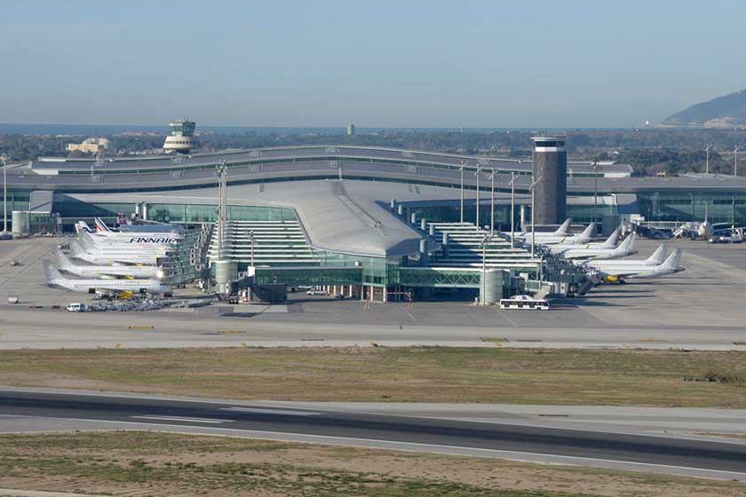 رشد ۵۸ درصدی اعزام و پذیرش مسافران در فرودگاه‌های کشور