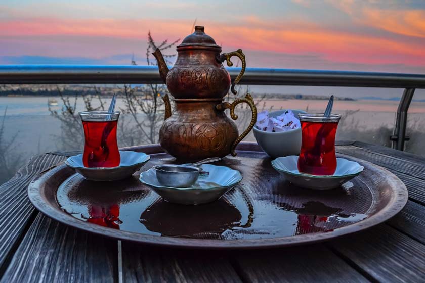 ۱۰ چای خانه معتبر استانبول که حتما باید امتحان کنید