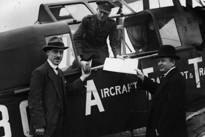 ۱۰۰ سال پیش در چنین روزی: آغاز نخستین پرواز بین‌المللی دنیا