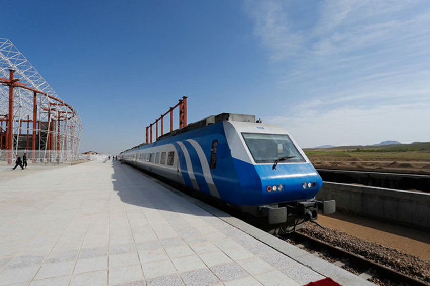 قطار تهران - استانبول تا پایان امسال راه‌اندازی می‌شود