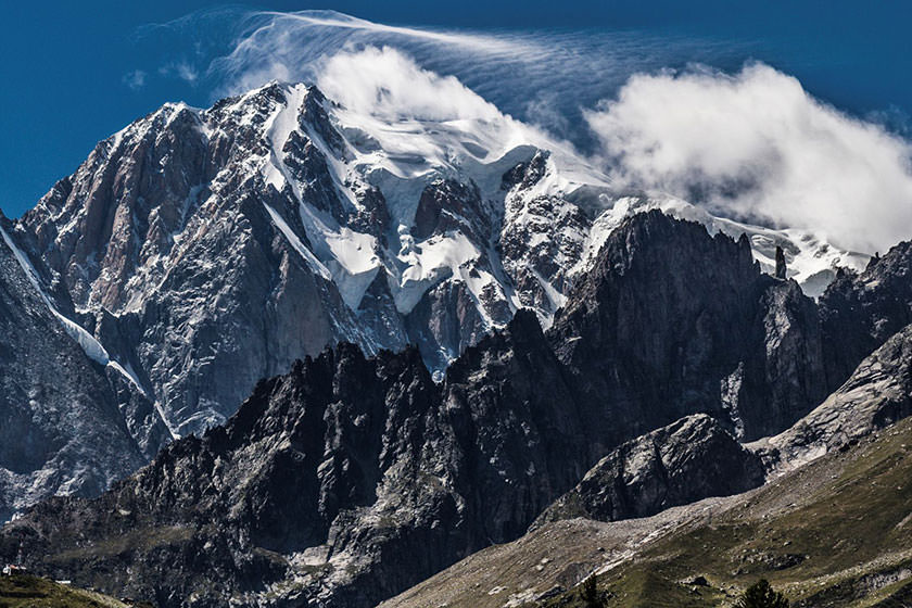 احتمال سقوط یخچال طبیعی ۲۵۰ هزار تنی کوه مون بلان در ایتالیا