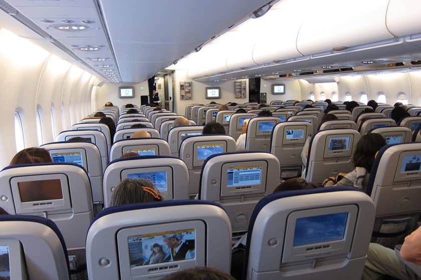 چه کار کنیم که صندلی‌های بد هواپیما نصیب ما نشود؟