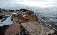 قلعه الموت در زمستان