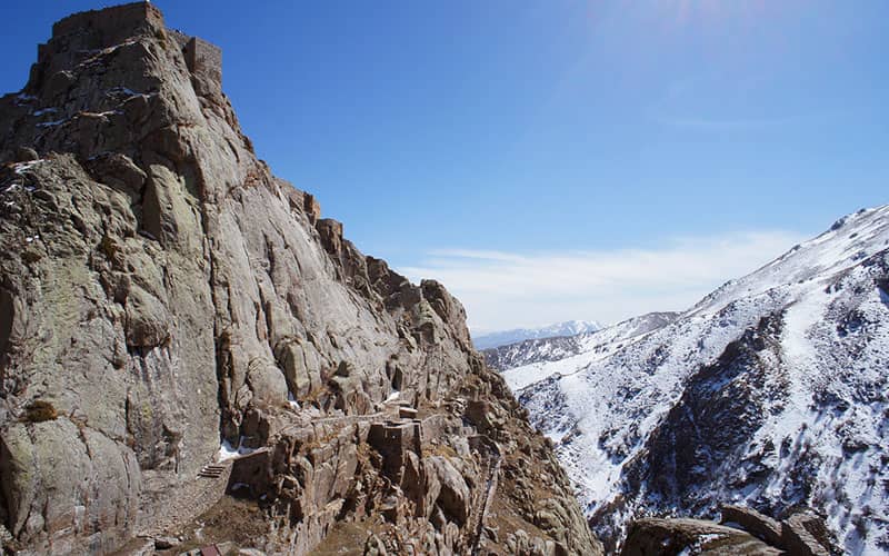 منطقه کوهستانی قلعه بابک در زمستان