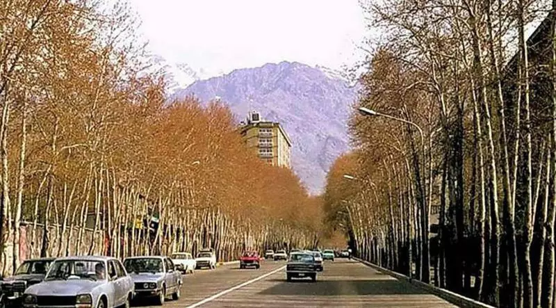 تصویر خیابان ولیعصر در سال ۵۵