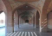 رواق های مسجد کبود تبریز در شبستان مسجد