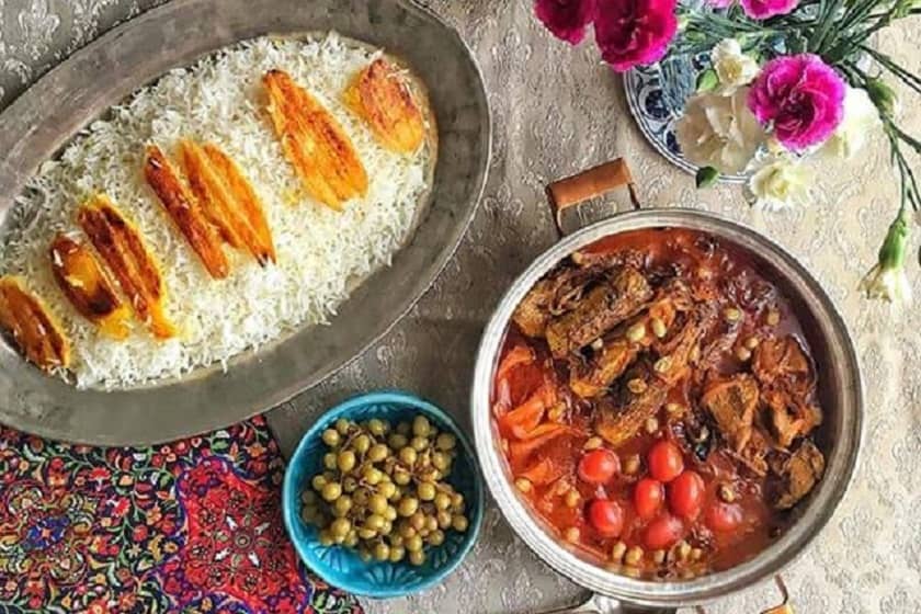 طرز تهیه خورش بادمجان مجلسی؛ غذای لذیذ و محبوب ایرانی