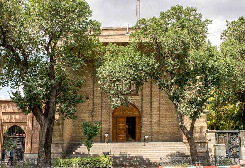 نمای ورودی موزه آذربایجان در تبریز