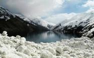 طبیعت زمستانی دریاچه گهر