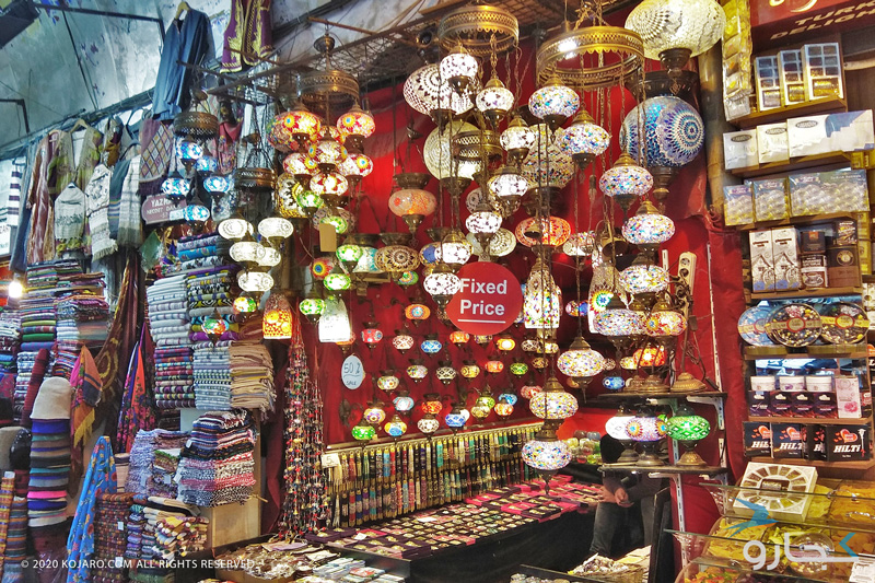 چراغ فروشی سنتی در بازار استانبول