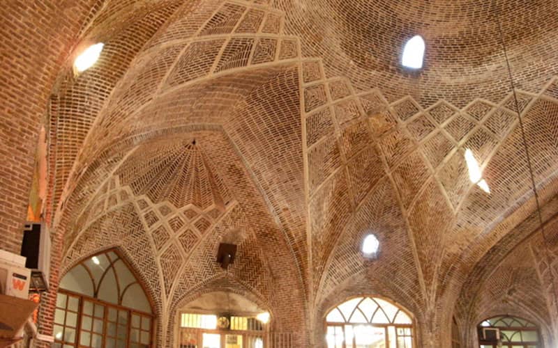 سقف مرمت شده در بازار تبریز