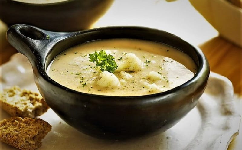 طرز تهیه سوپ گل کلم خامه‌ای