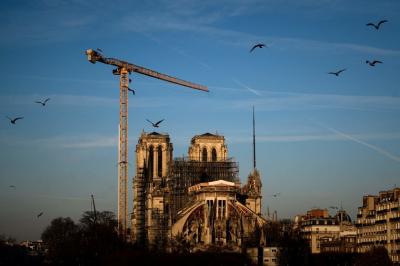 بازگشایی بخش‌هایی از کلیسای نوتردام پاریس در بهار 