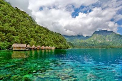 سفر دریایی در میان جزایر شگفت‌انگیز اندونزی