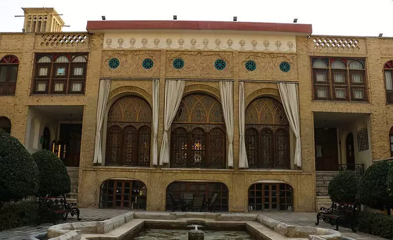 عمارت کاظمی- خانه موزه قدیم تهران