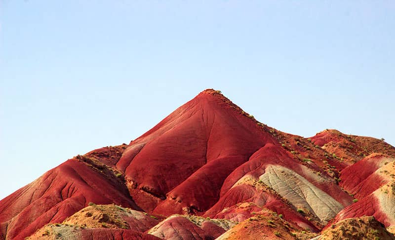 کوه های رنگی آلادارغ لار ماهنشان