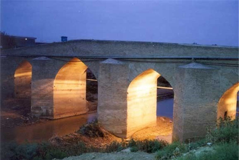 پل آق قلعه