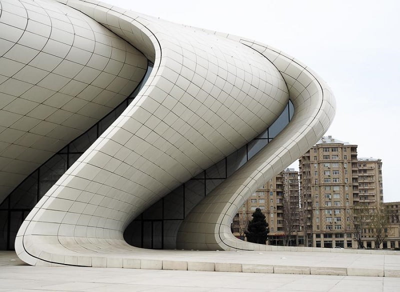 معماری پست مدرن باکو