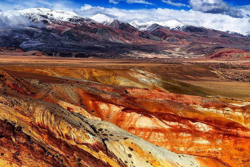 تور مجازی کوه‌های رنگارنگ کیزیل چین روسیه؛ کوه‌هایی با چشم‌انداز مریخی