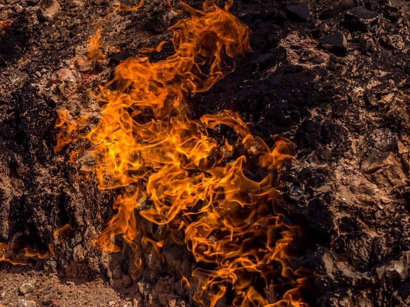 آتش شعله ور در یانارداغ