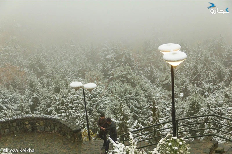 پارک جمشیدیه در هوای برفی و زمستانی