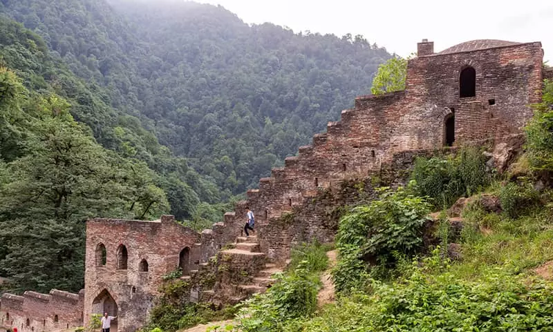 وسایل مورد نیاز برای بازدید از قلعه رودخان