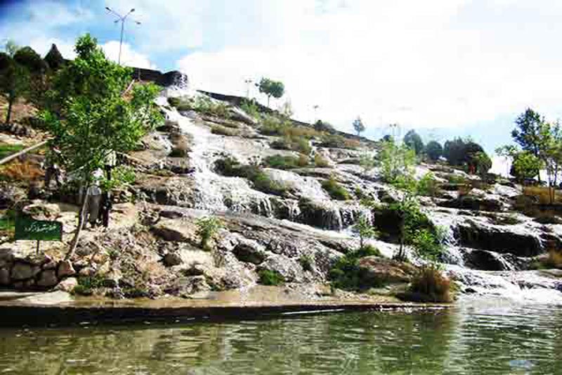 آبشارهای مصنوعی پارک آبشار شاهرود