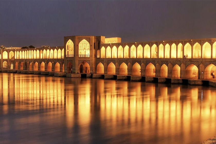 راهنمای سفر به اصفهان - کجارو