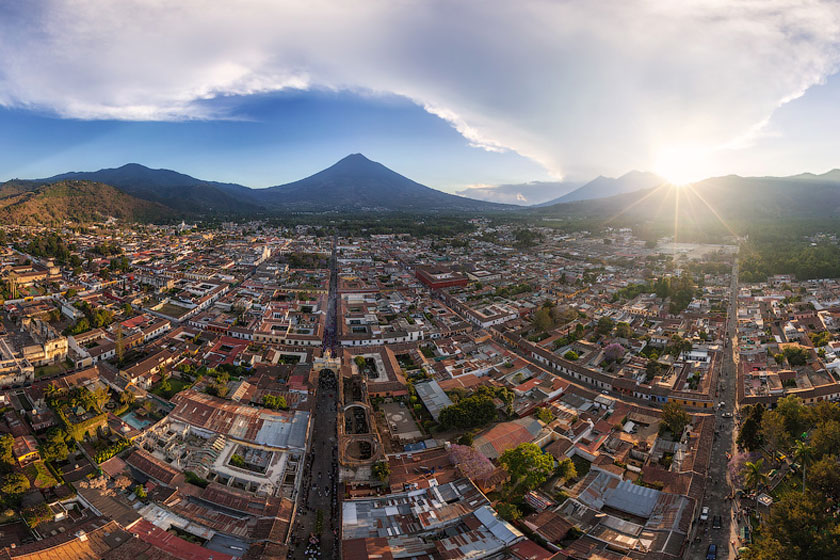با تور مجازی به آنتیگوا گواتمالا سفر کنید
