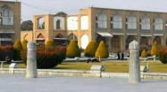 دروازه‌های سنگی چوگان در میدان نقش جهان اصفهان