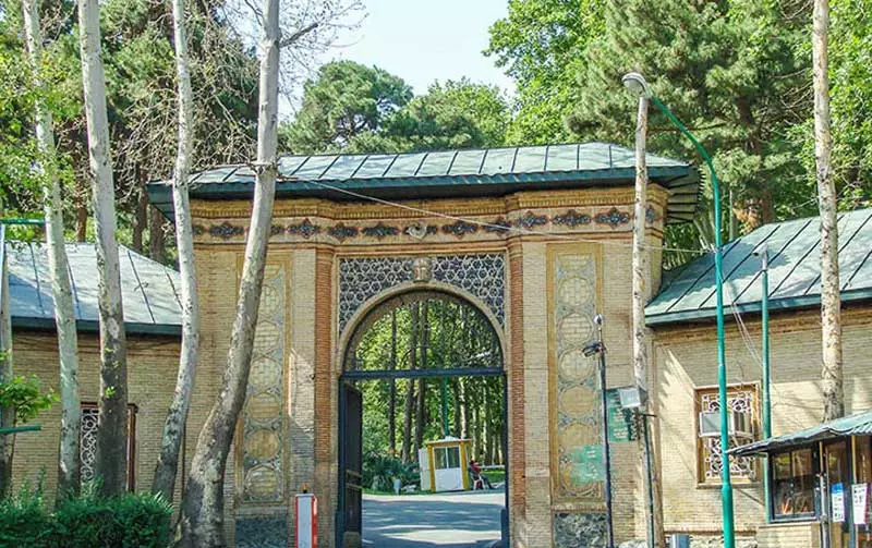 ورودی دروازه دربند کاخ سعد آباد