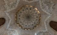 معماری داخلی کاخ الحمرا در گرانادا اسپانیا