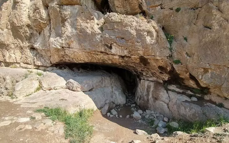 غار شکارچیان بیستون