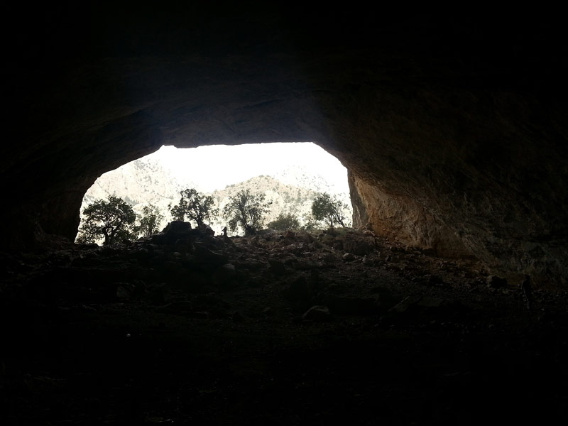 غارهای پارک ملی خبر 