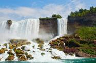 آبشار نیاگارا در کانادا