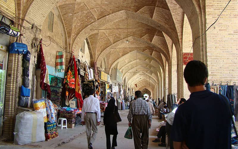 تردد مردم در بازار کرمان