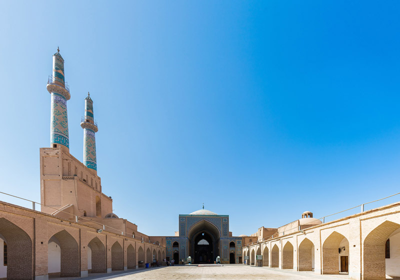 صحن مسجد جامع یزد