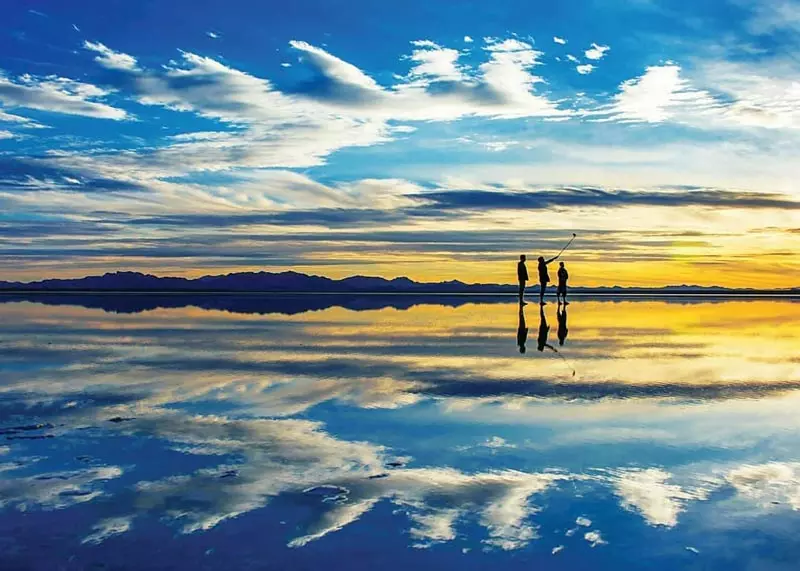 آینه طبیعی در دریاچه مخرگه
