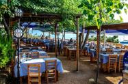رستوران‌های ساحل جزیره برگاز آدا