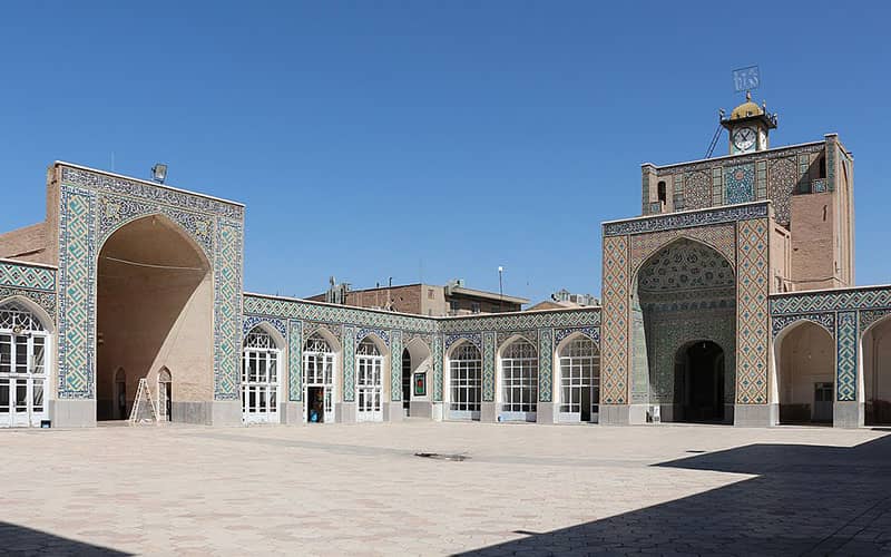 حیاط مسجد جامع کرمان