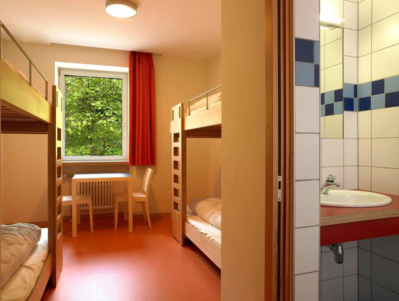 اتاقی در Youth Hostel Luxembourg City 