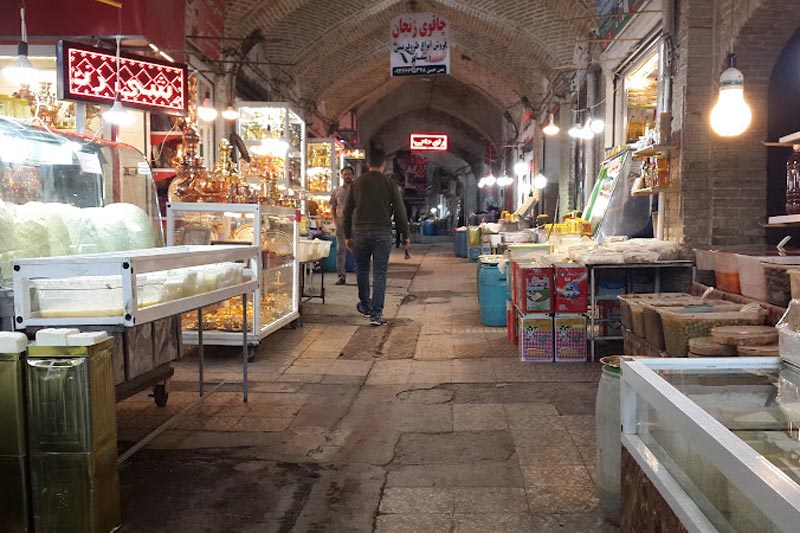 خرید در بازار زنجان