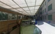 محل نگهداری خودروی ساواک در حیاط موزه 