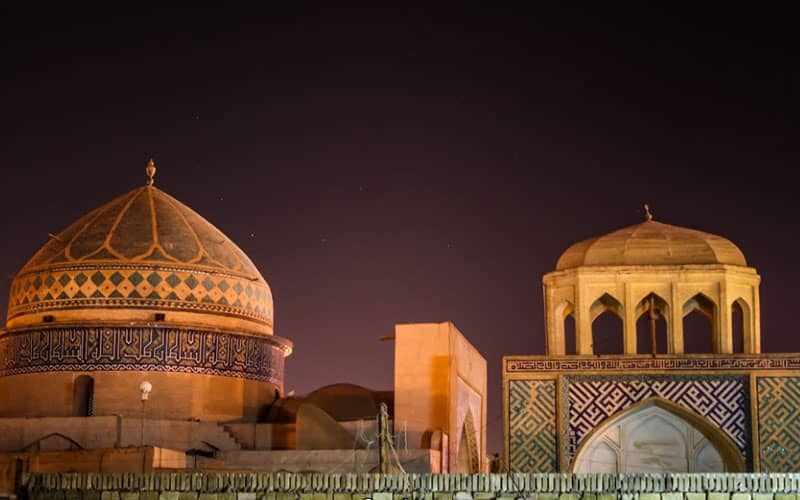 مسجد امیر چخماق در شب