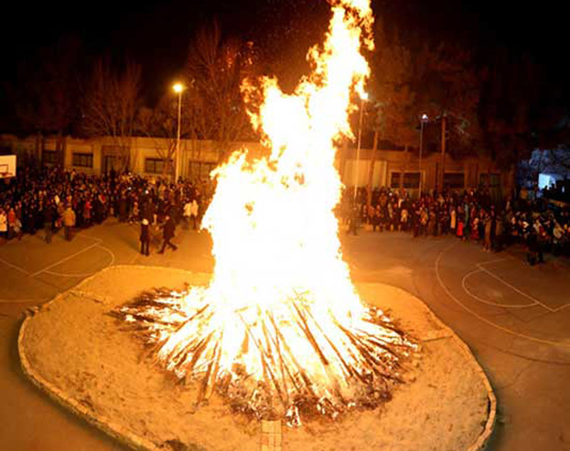 The big fire of Azargan celebration